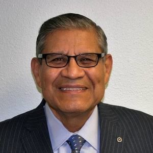 Meet your Posher, Martin